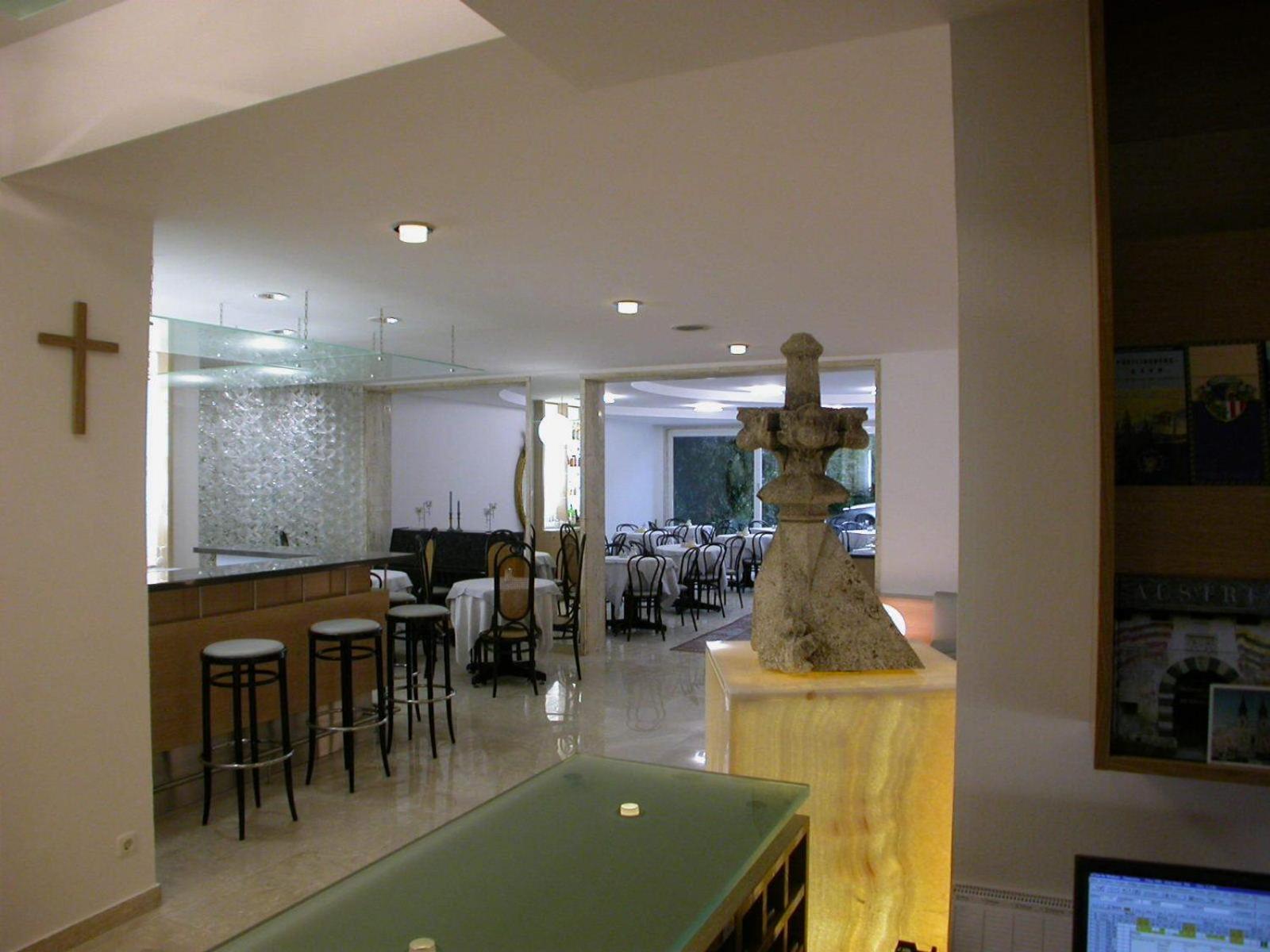 לינץ Dom Hotel מראה חיצוני תמונה