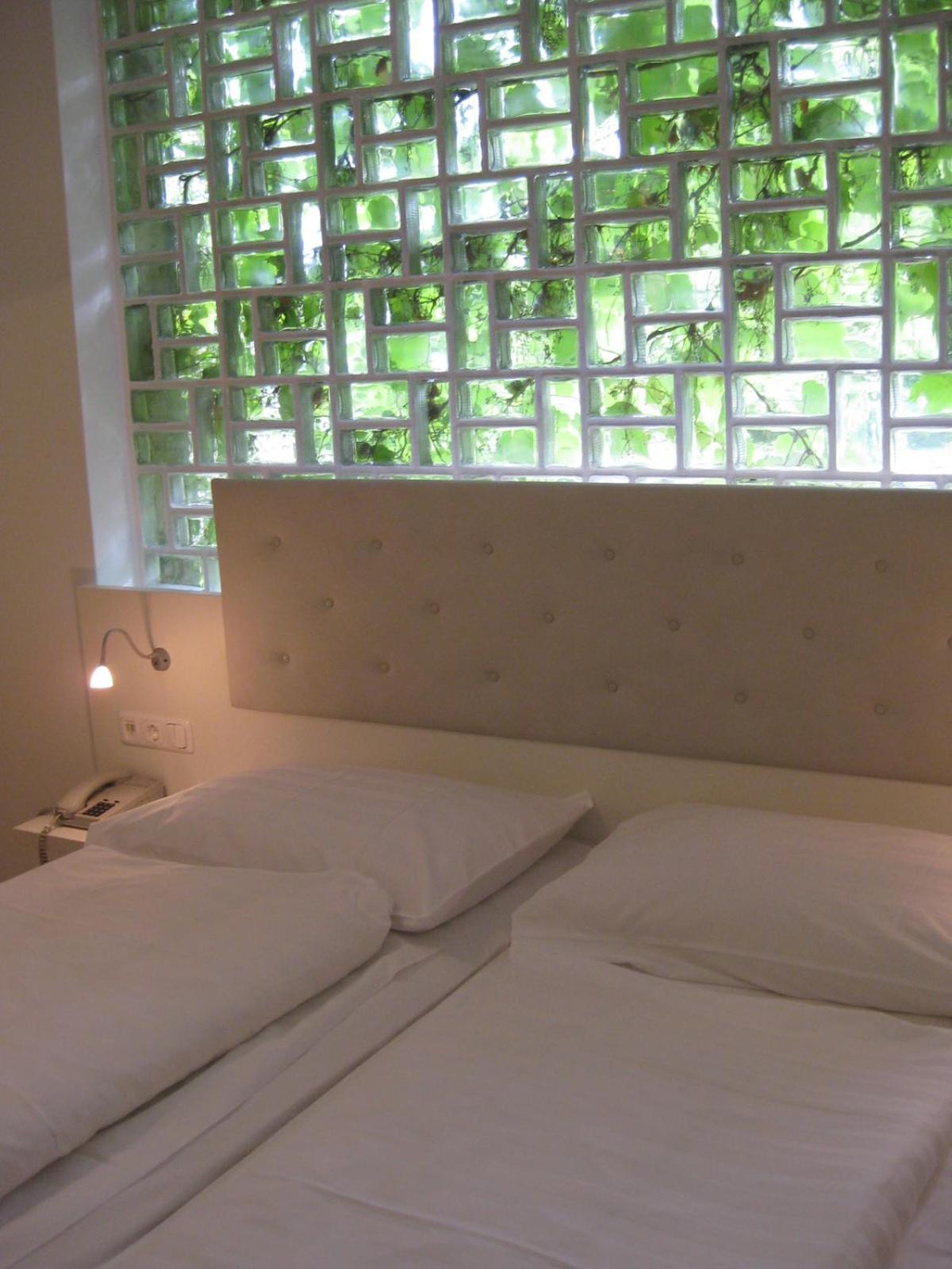 לינץ Dom Hotel מראה חיצוני תמונה