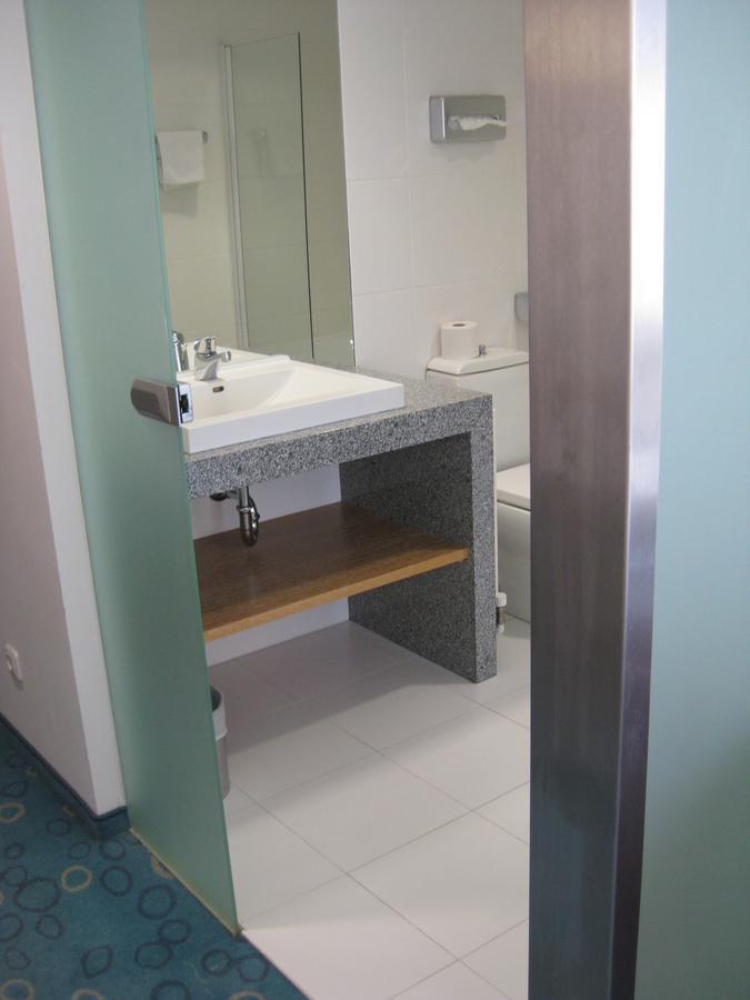 לינץ Dom Hotel מראה חיצוני תמונה
