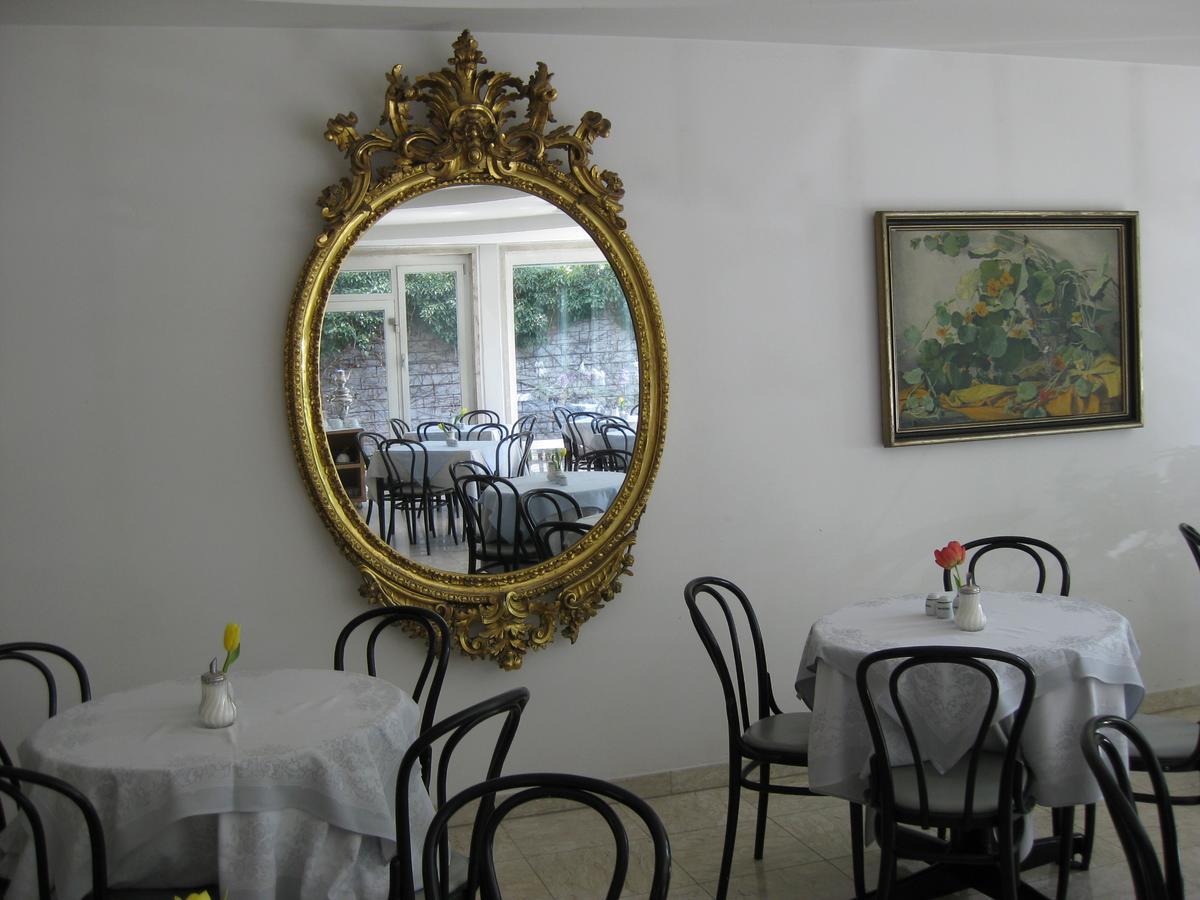 לינץ Dom Hotel מראה חיצוני תמונה