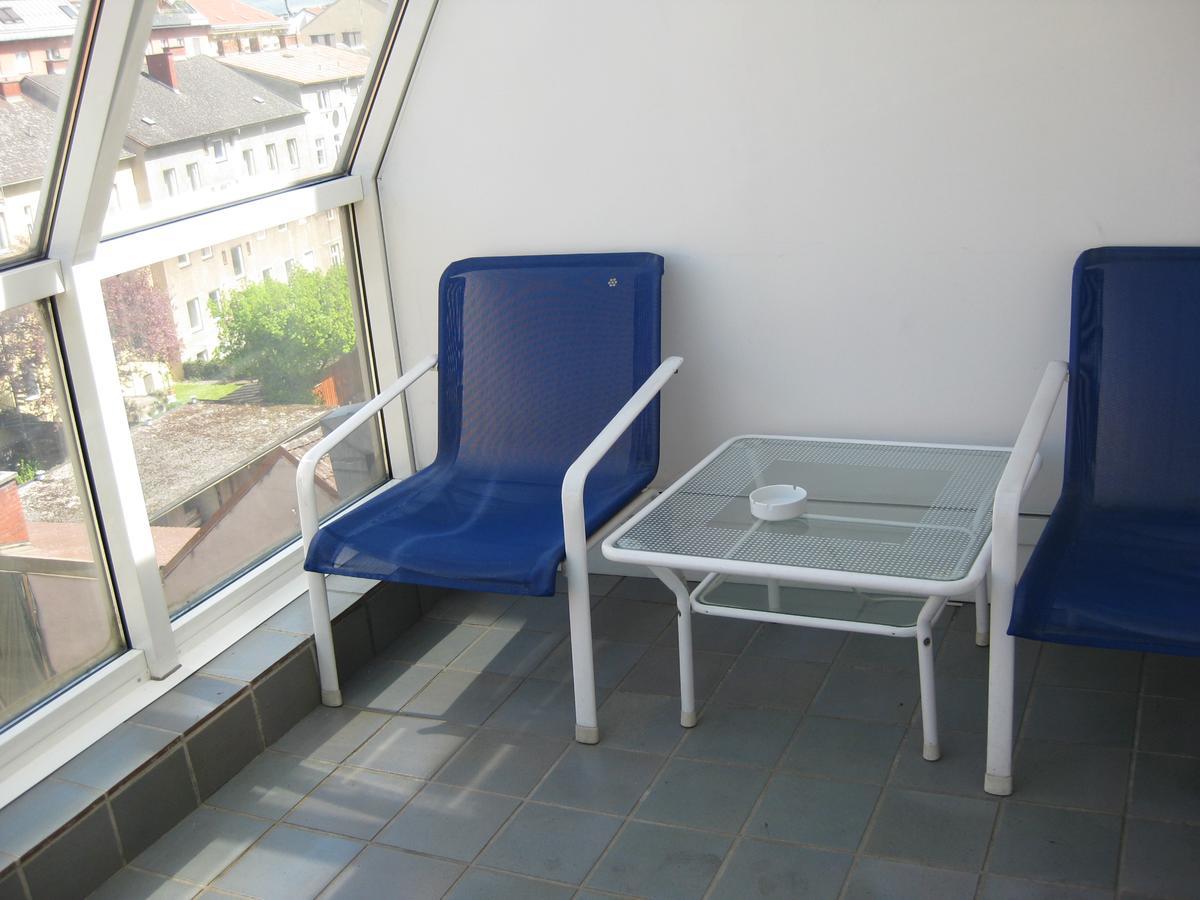 לינץ Dom Hotel מראה חיצוני תמונה