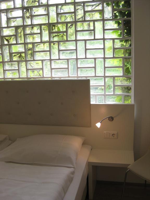 לינץ Dom Hotel מראה חיצוני תמונה